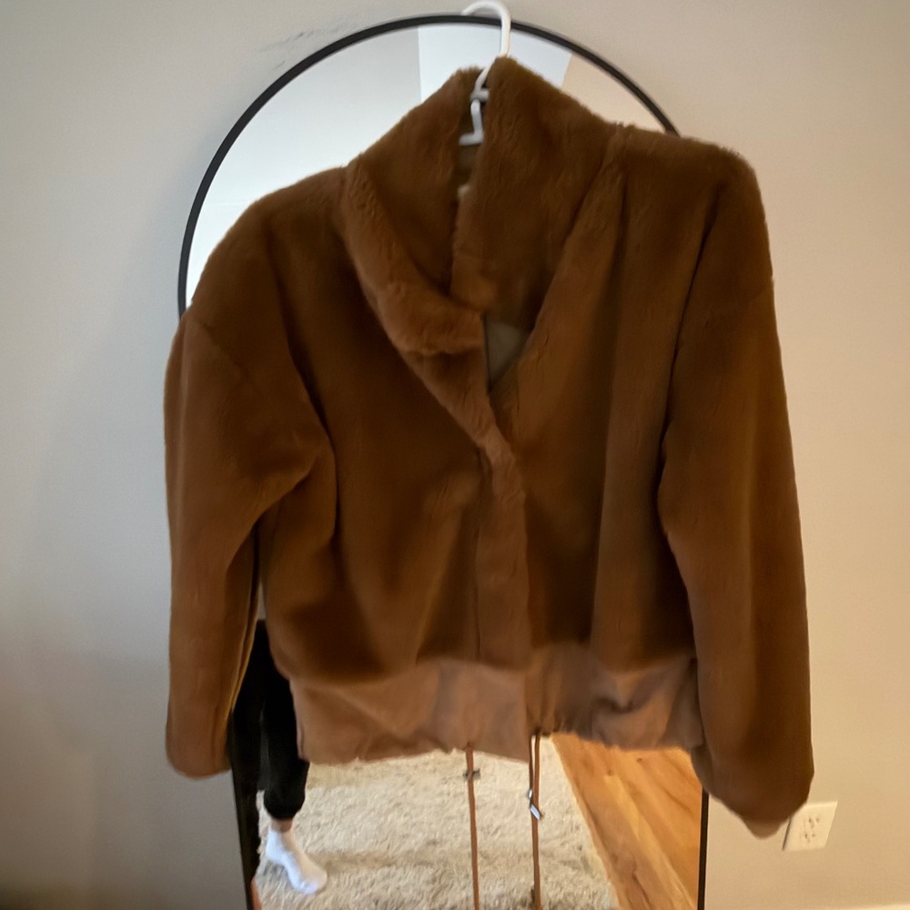 Mystree soft brown teddy bomber jacket size small adorable like new